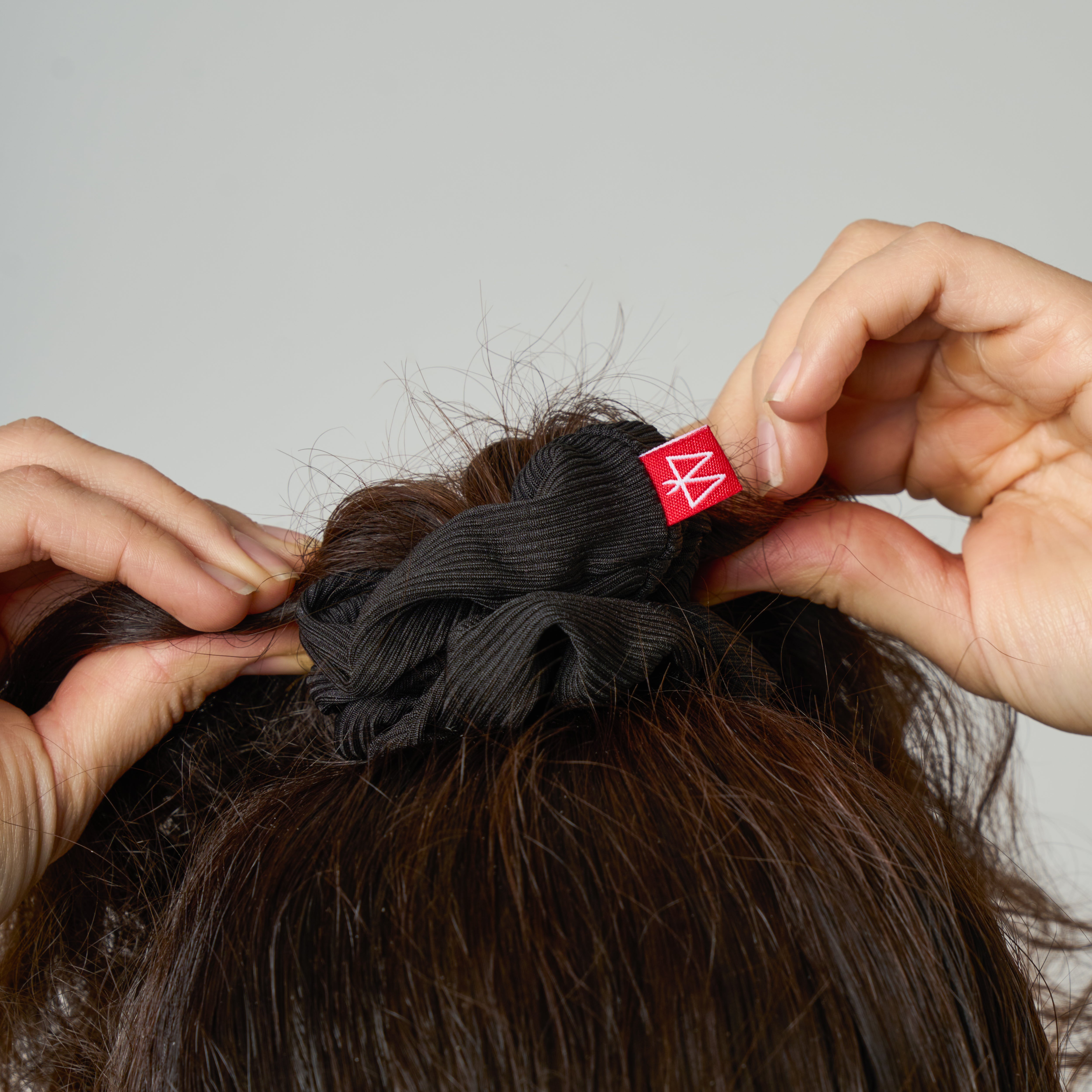 Secret Pocket Scrunchie - Black (B2B)