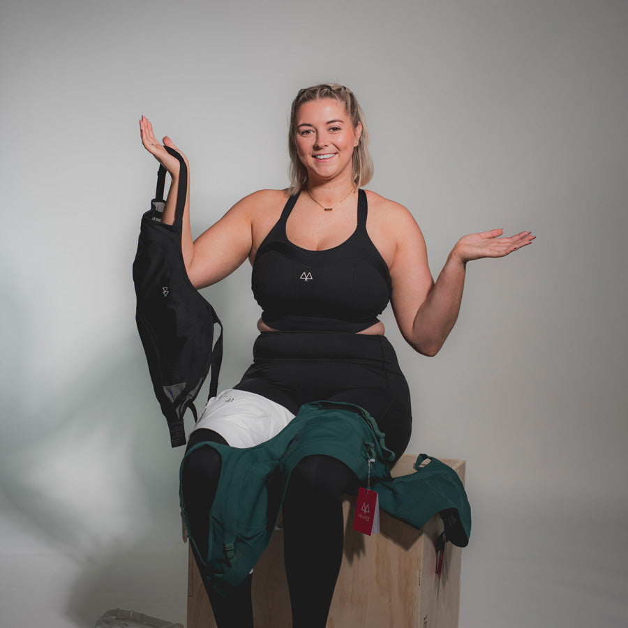 Eleanor Cardwel sports bra